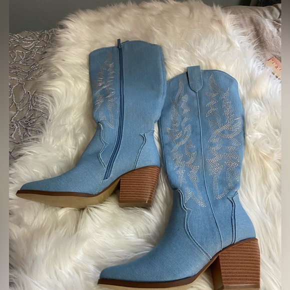 Dream Pairs Sz 5 Light Blue Denim High Boots - Picture 4 of 10